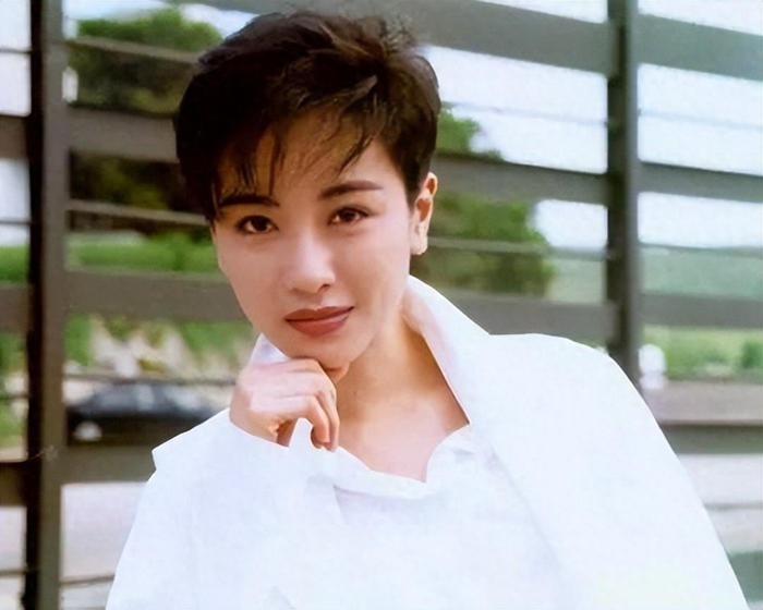 袁洁莹被郭富城抛弃_娱乐圈10大短发女神_香港短发女神袁洁莹